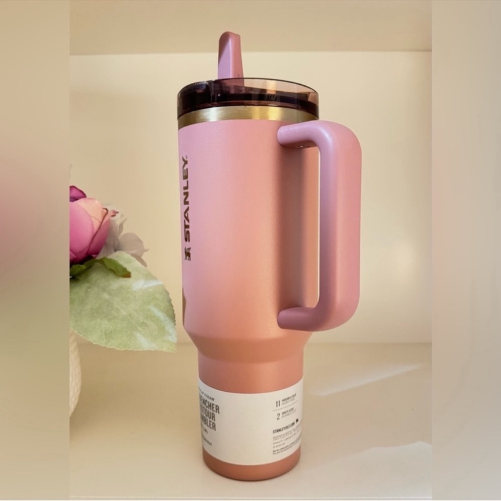 🎉LAST CHANCE🎉Stanley 30oz‎ Quencher Protour Flipstraw Tumbler Antique Pink - Picture 6 of 10